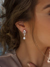 Petites boucles d’oreilles de mariée florales et festives en argent