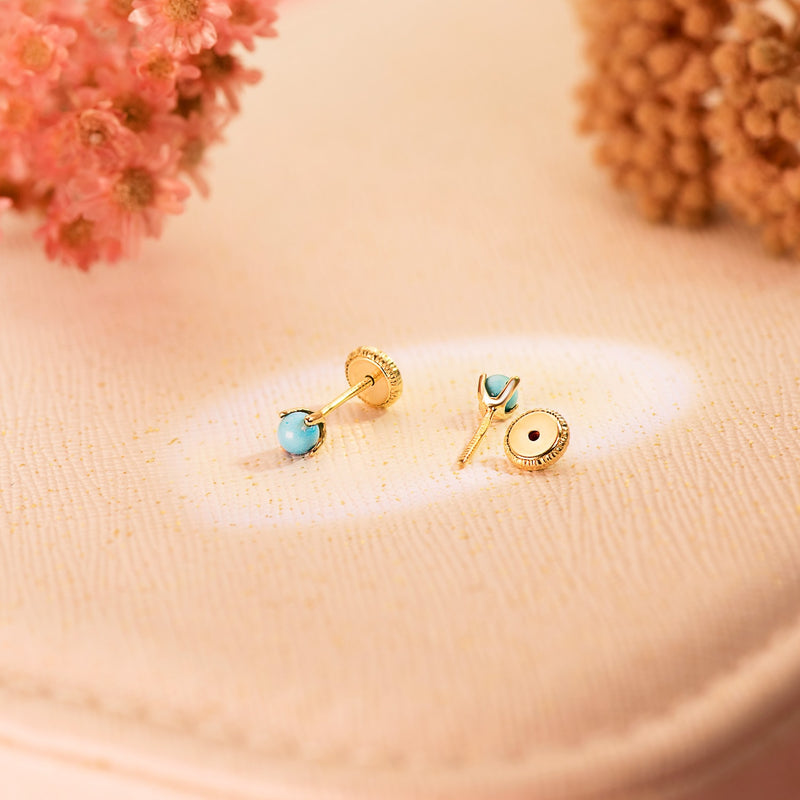 18K Yellow Gold Earrings 4 Prongs 3mm Turquoise. Nut Closure