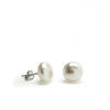 Small and classic flat pearl earrings 11.5 cm