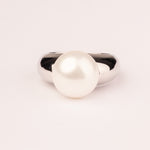 Plain silver ring with shell pearl plated in 18k gold