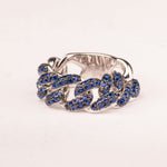 Smooth mesh ring with sapphire zircons