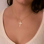 Croix sans Christ en Or Jaune Brillant et Mat 18K 25x16 mm
