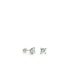 Conception de boucles d'oreilles bouton en argent avec agrafes et zircone