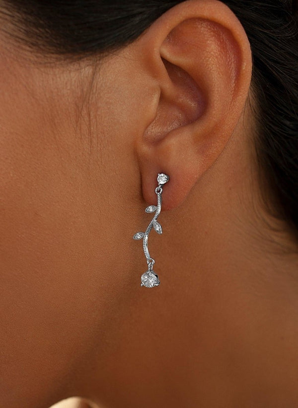 Fine long earrings nature design with zirconia