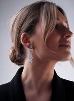 Boucles d'oreilles en cascade élégantes et brillantes en argent pour mariée