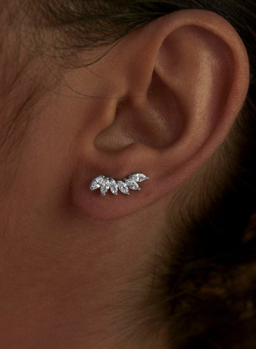 Boucles d'oreilles grimpantes en argent avec six petits zircons taille marquise