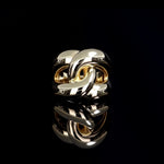 Smooth knot ring